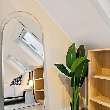 Appartement Stylish 2br With Patio & Parking Near Center Luxembourg