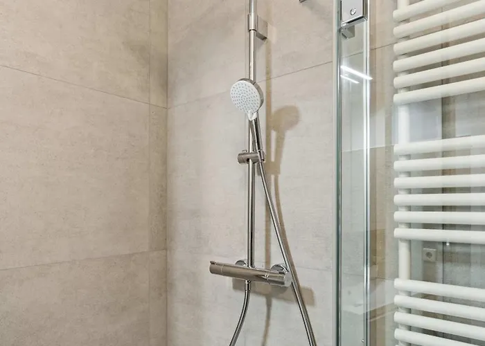 Apartment Stylish 2br With Patio & Parking Near Center Luxembourg