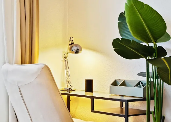 Stylish 2br With Patio & Parking Near Center Luxemburg